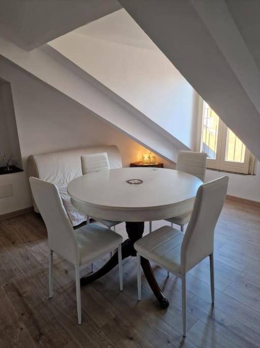 Apartamento Fil-Rouge - Elegante E Tranquilla Vista In Centro Turín Exterior foto